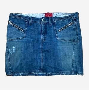 VENTAGE Levi High Low Denim Mini Skirt